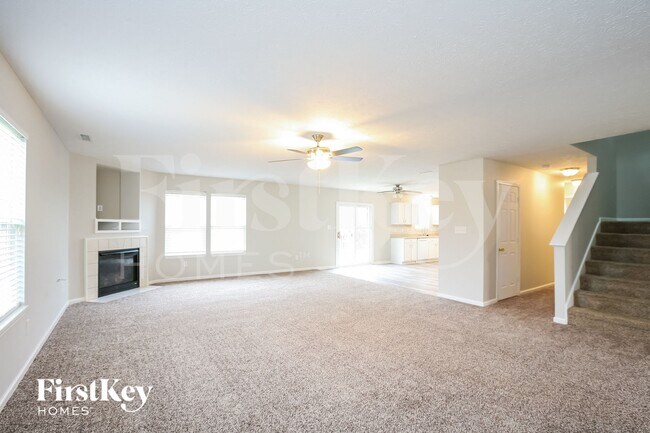 Photo - 8775 N Springview Dr