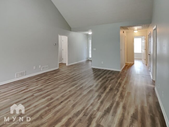 Photo - 135 Windward Dr