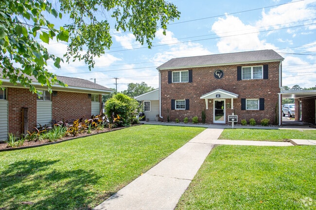 Photo - Cardinal Village Apartments