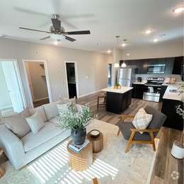 Building Photo - 629-631 Dara - 629 Rental
