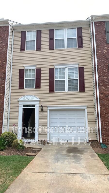 Photo - 215 Cambria Ct Townhome