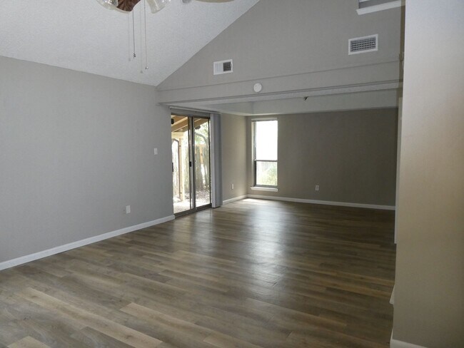 Photo - Rooney Properties3 (8607 Fathom Cir) Unit A