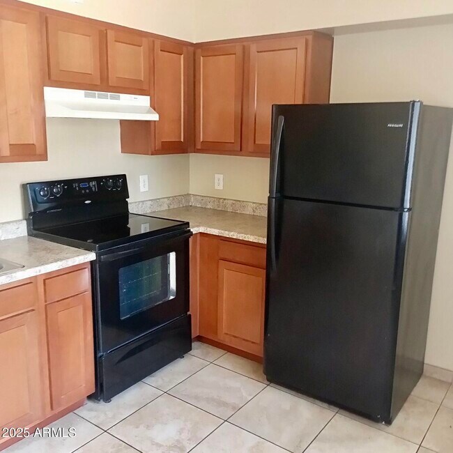 Building Photo - 1222 E Mountain View Rd Unit 102 Rental