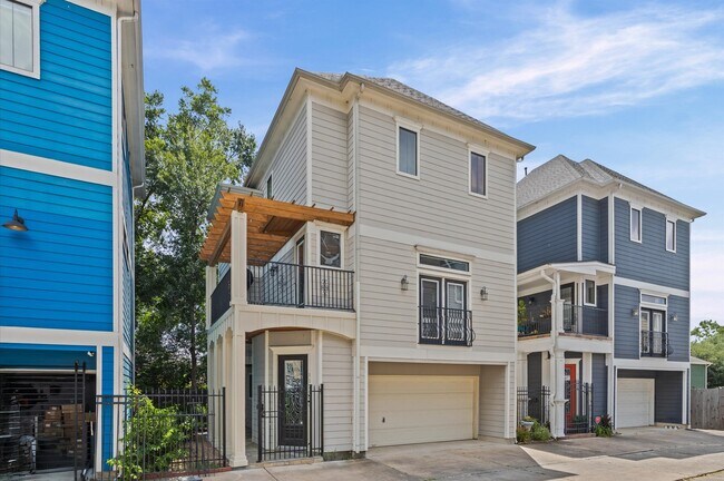 Photo - 1126 W 23rd St Casa