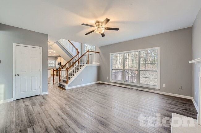 Photo - 3890 Brentview Pl NW