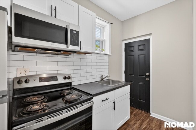 Photo - 1321 N 60th St