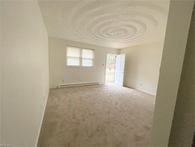 2018 Pond Ln