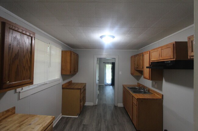 Photo - New On The Market! Fresh Updates!!