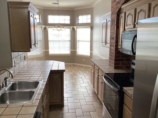 Photo - 17533 Zinc Dr