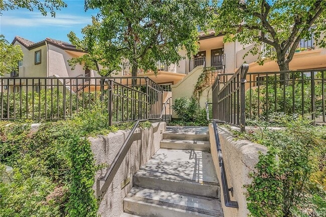 Photo - 24105 Del Monte Dr Unit 445