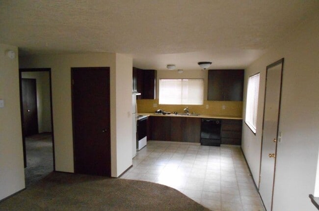 Photo - Cute 2BD Unit in Desirable McGillivray Neighborhood!