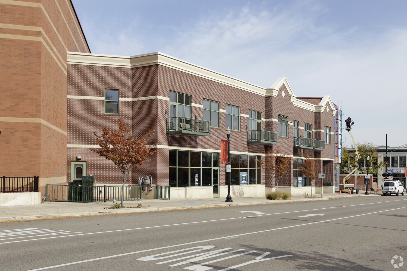 Kalamazoo Commons - Kalamazoo Commons Apartments