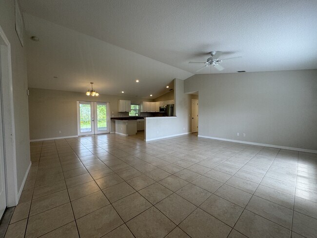 Photo - 6221 Marcum St
