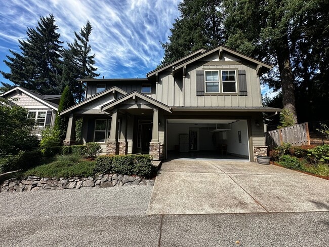 Building Photo - Beautiful 4-Bedroom Home in the Hills of W...