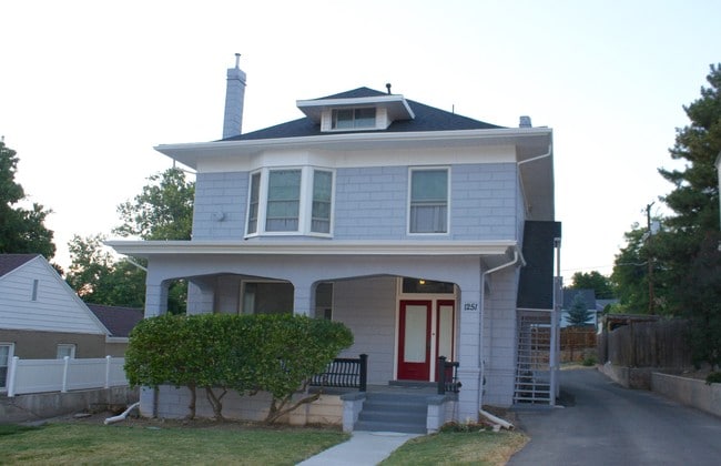 Liberty Manor - Liberty Manor