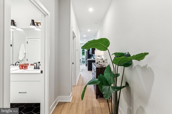 Photo - 6910 Ridge Ave Unit 102