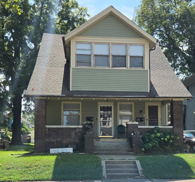 Photo - 1141 Kinnaird Ave
