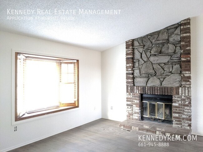 Photo - 14212 Avon Dr