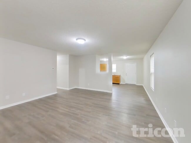 Photo - 10818 Wymm Ln