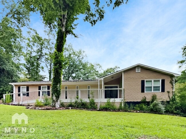 Photo - 1754 Laurel Ridge Dr SW House