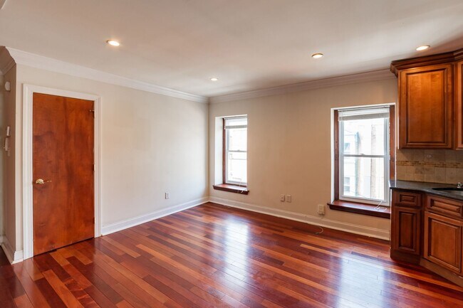 Photo - 2739 W Girard Ave Unit 3R