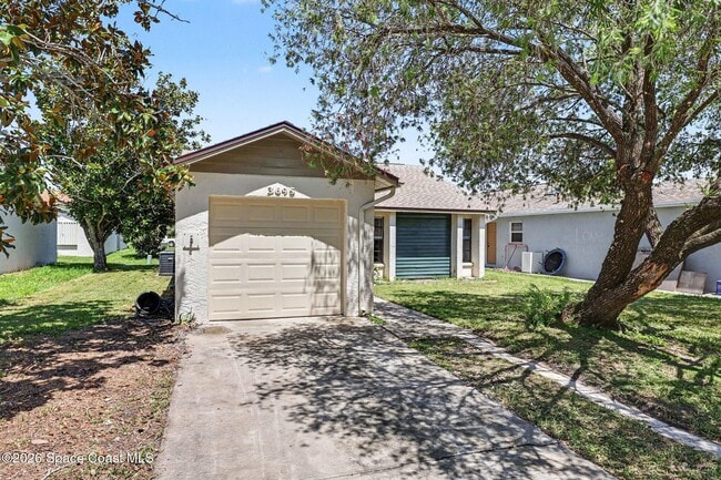 Building Photo - 3695 Brentwood Ct