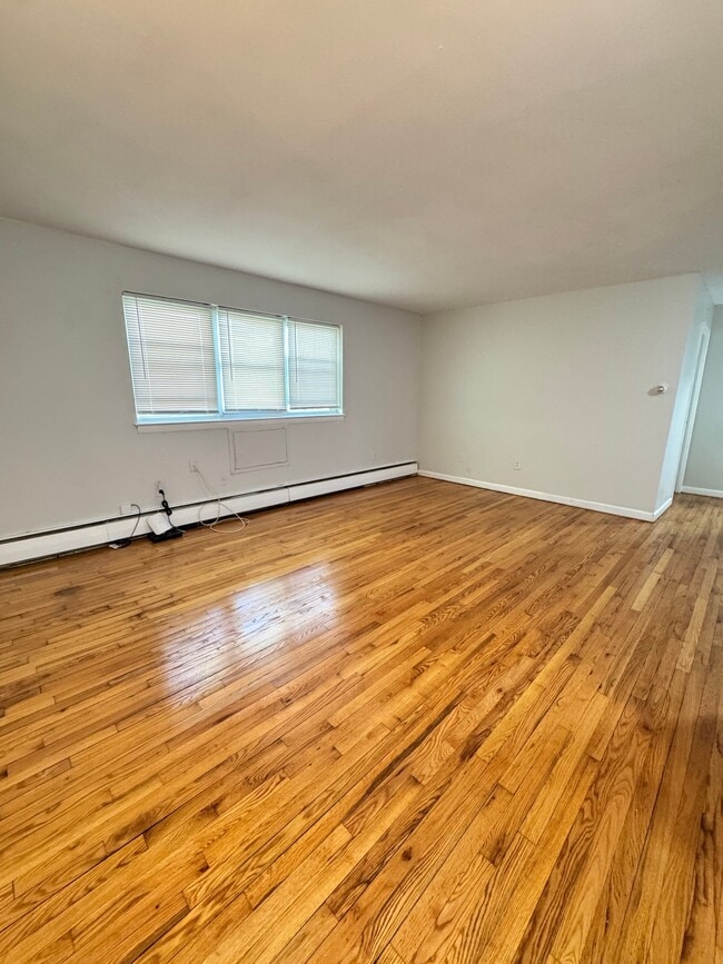 Photo - 295 Elm St Unit C3