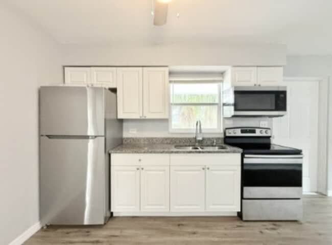Photo - 4091 58th Ave N