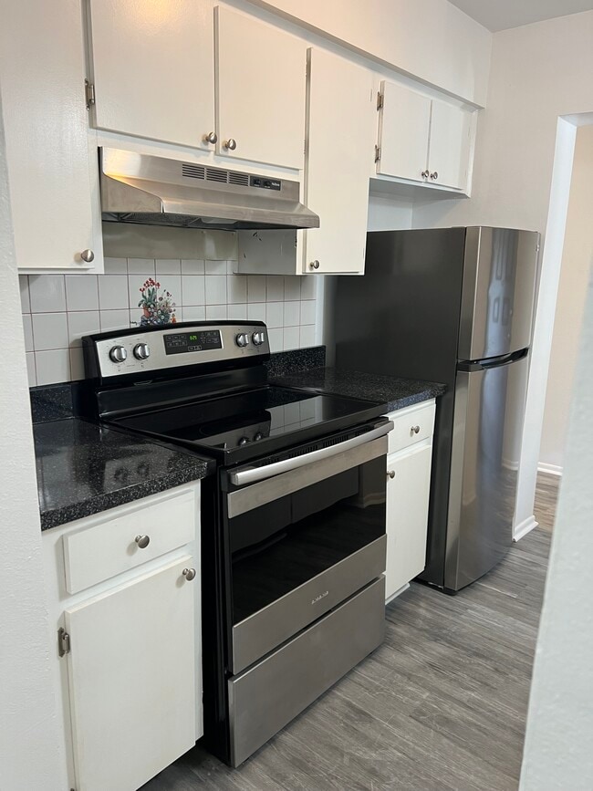 Photo - 5521 Bay Blvd Unit 202