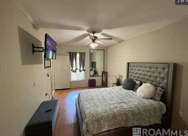 Photo - 7300 Burbank Dr