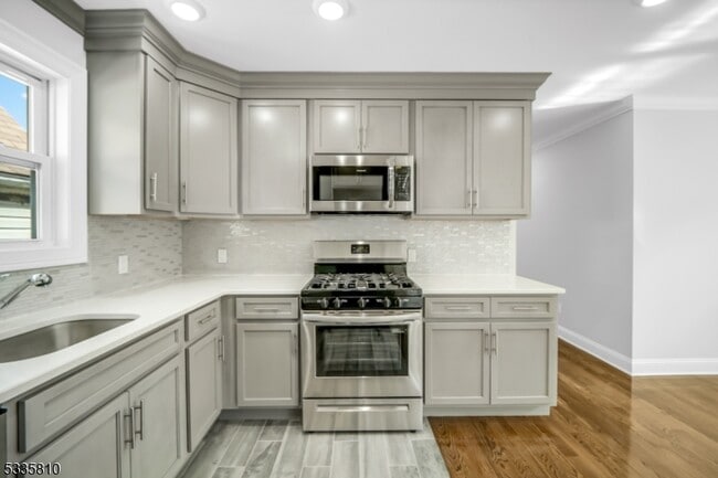 Photo - 146 N 15th St Unit 2