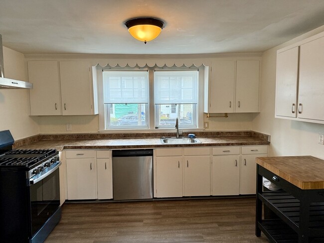 Photo - 156 Exchange St Unit A