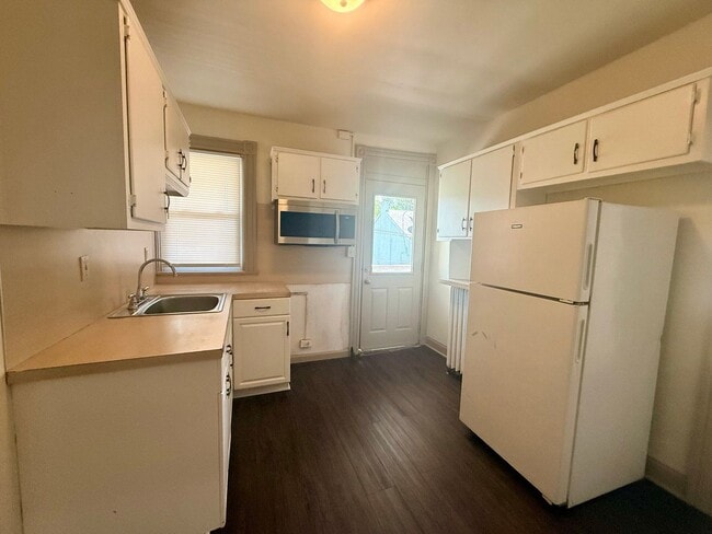 Photo - 324 S Christian St Unit 3