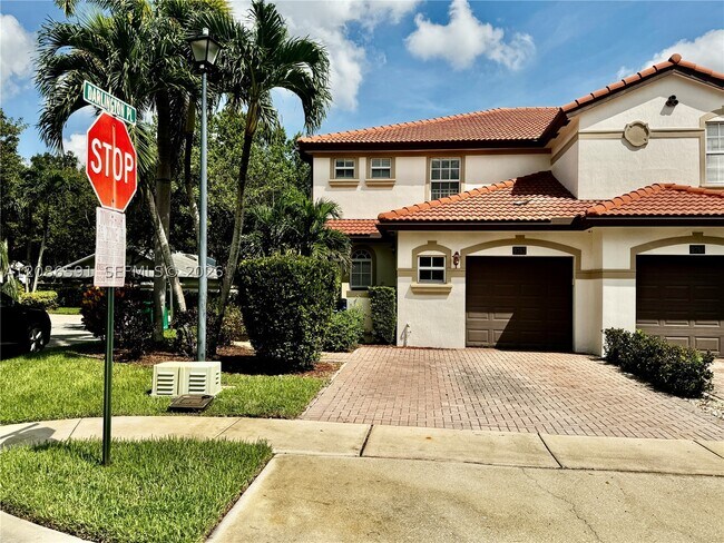 Photo - 9763 Darlington Pl