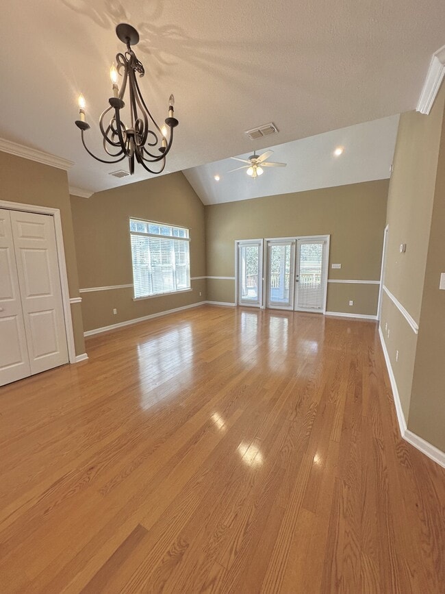 Photo - 2627 Spring Creek Hwy