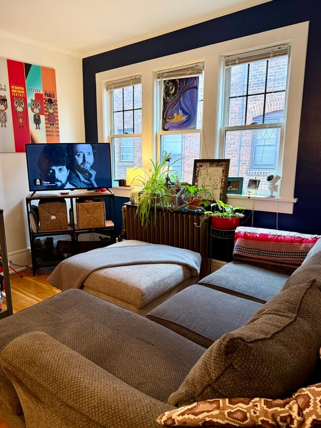 Unit 4 Living Room - Grand Victoria Flats Unit 4