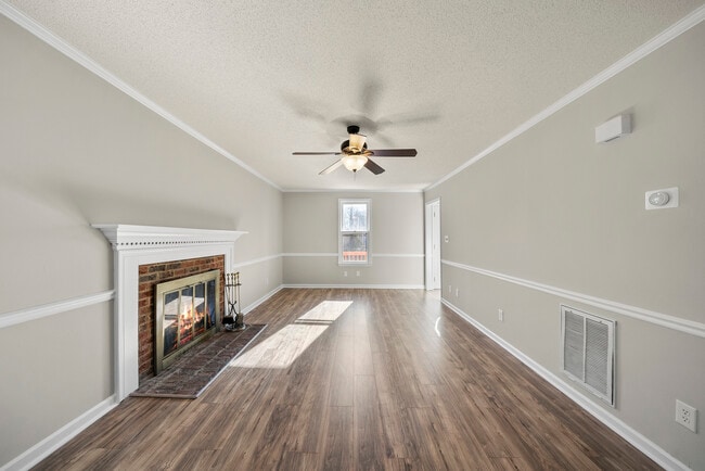 Photo - 7404 N Thorncliff Pl