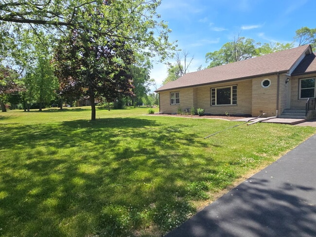 Photo - 2315 S Lombardy Ln