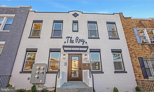 Building Photo - 1137 Owen Pl NE Unit 4