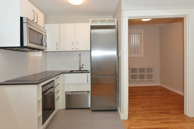 Photo - 50 Gloucester St