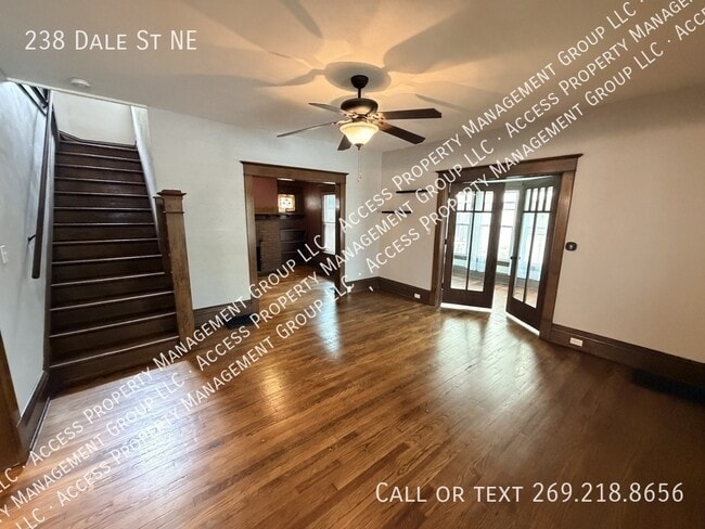 Photo - 238 Dale St NE