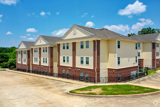 Building - Heights Ruston Apartments