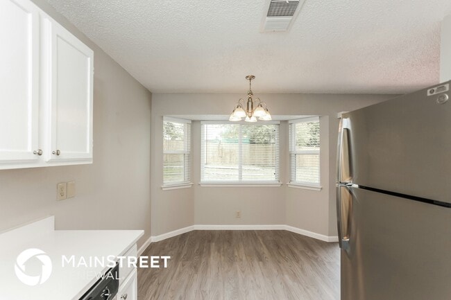 Photo - 7111 Apache Ridge