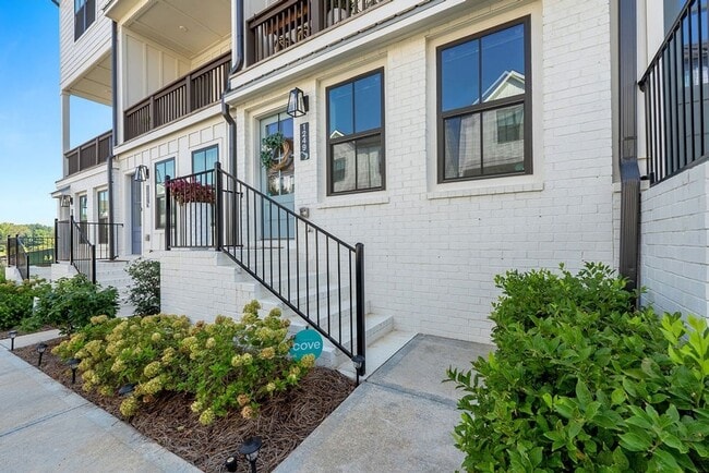 Photo - 1249 Zucchini Cir SE