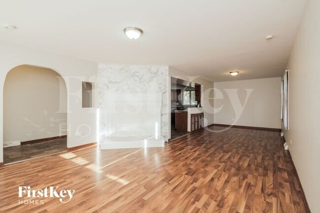 Photo - 18519 Carriage Ln