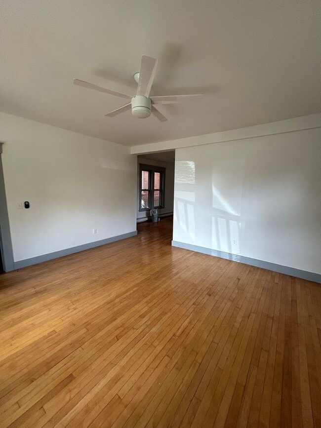 Photo - 1041-1045 W Galena Unit 1041