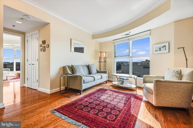 Photo - 777 7th St NW Unidad 1110