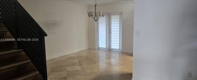 Photo - 17370 NW 69th Ct Unidad 305