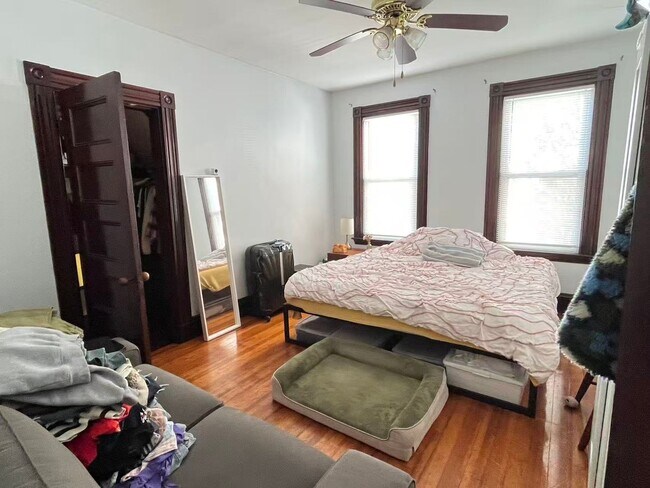 Photo - 9/1 Spacious Lower Allston 3BR near Boston...