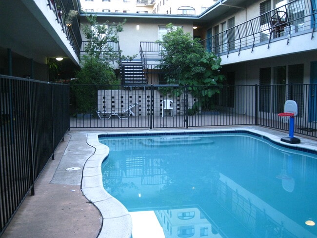 Building Photo - Capitol Gardens Rental